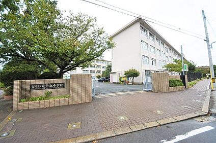 福岡市立筑紫丘中学校 徒歩1515m