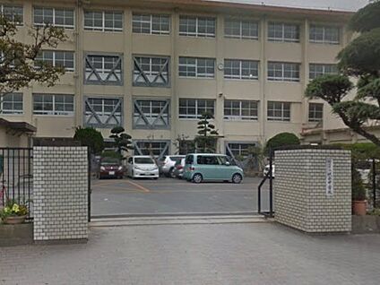 福岡市立城西中学校 徒歩178m