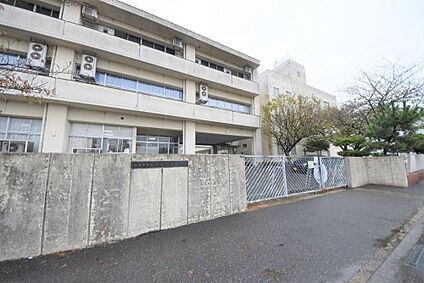筑紫野市立二日市東小学校 徒歩360m