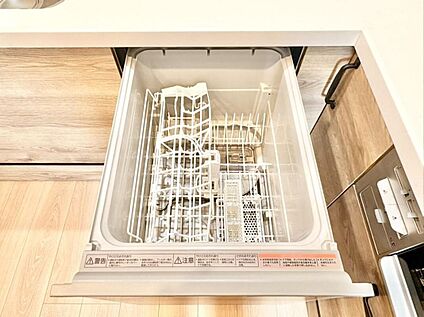 ビルトイン食器洗乾燥機