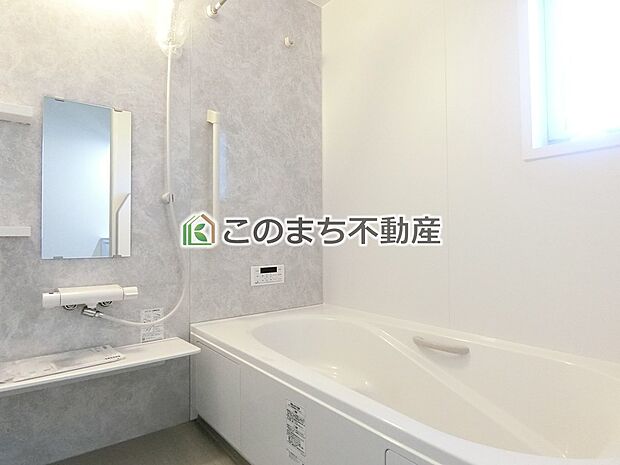 同社施工物件写真。※建具やフローリング、その他仕様が異なる場合がございます。