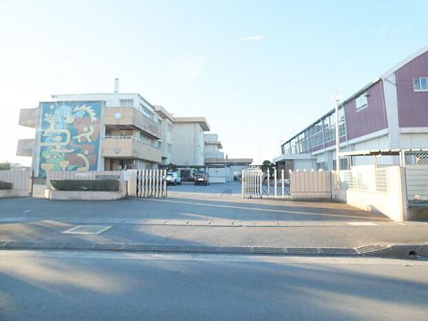 小山市立城北小学校