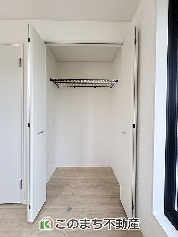 【収納】同社施工物件写真。※建具やフローリング、その他仕様が異なる場合がございます。