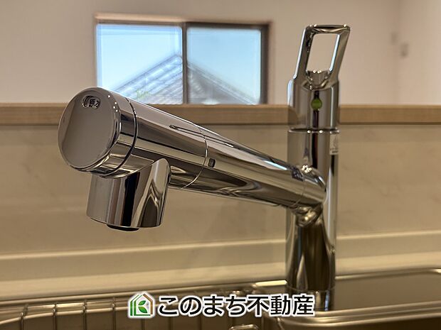 【キッチン】浄水カートリッジ式キッチン水栓でいつでもおいしいお水が飲めます。