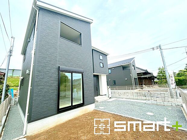 ~お問合せはお気軽に~
・お仕事帰りの遅い時間や短時間のご案内、不動産会社に休みの多い水曜日などでもご対応可能です。
・ぜひお気軽にお問合せくださいませ。お待ちしております!(4号棟)