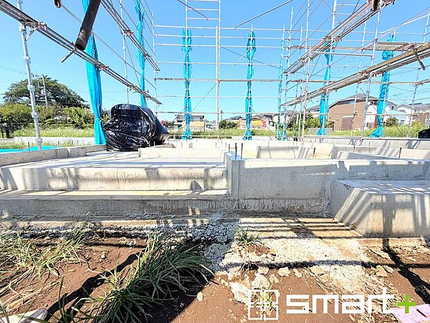 ~完成物件もご案内可能~
・ご案内時には実際の立地に加え、同メーカー・同仕様の完成物件もご案内可能です。
・ぜひ現地と建物をご覧いただき、具体的にイメージしてみてくださいませ。
(E号棟)