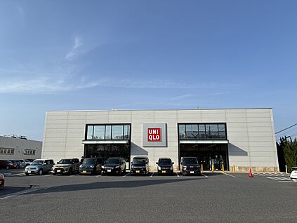 ユニクロ米子新開店 750ｍ