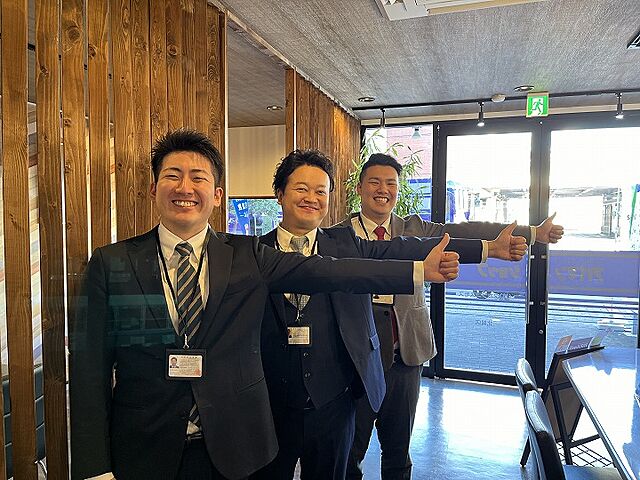 スタッフ