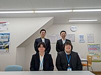 スタッフ