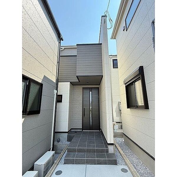 detached 東京都八王子市子安町２丁目35-14

地図を見る