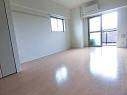 ミュール ソレアード 8階1Kのリビング/ダイニング