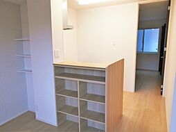 JR青梅線 拝島駅 徒歩15分の賃貸アパート 1階2LDKのリビング/ダイニング