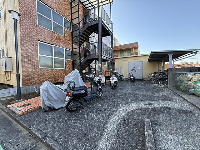 その他