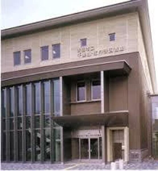 画像25:吹田市立千里山・佐井寺図書館 956m