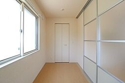 クレイドル 1階1LDKのリビング/ダイニング