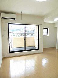 アロッジオ 2階1LDKのリビング/ダイニング