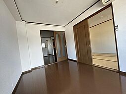 リバーサイド参番館 1階2LDKのリビング/ダイニング