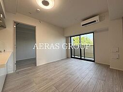 アイフラット渋谷西原 405 4階3LDKのリビング/ダイニング