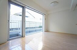 アーバンフラッツ目黒本町 3階2LDKのリビング/ダイニング