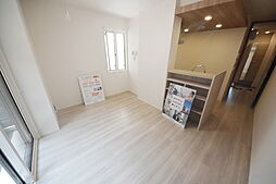 京王相模原線 京王堀之内駅 徒歩13分の賃貸アパート 2階1LDKのリビング/ダイニング