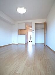 ミドル 2階ワンルームのリビング/ダイニング