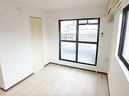 ジョイフル聖蹟桜ヶ丘 201 2階ワンルームのリビング/ダイニング