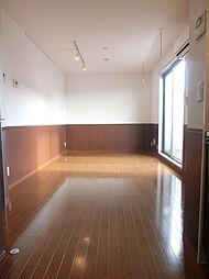 JR総武線 市川駅 徒歩4分の賃貸マンション 2階1LDKのリビング/ダイニング