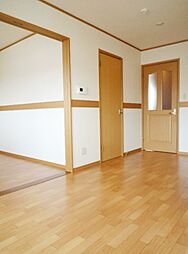 アジュールA 2階2SDKのリビング/ダイニング