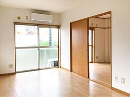 メゾンエクレール 1階1LDKのリビング/ダイニング