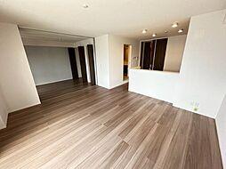 阪急神戸本線 塚口駅 徒歩6分の賃貸アパート 3階2LDKのリビング/ダイニング