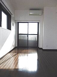 トーシンフェニックス武蔵関 10階1Kのリビング/ダイニング