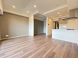 ルーウェ東大泉 4階1LDKのリビング/ダイニング