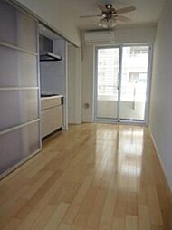 JR中央線 三鷹駅 徒歩2分の賃貸マンション 4階ワンルームのリビング/ダイニング