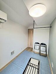 ロッソ・カンパーナ 2階1Kのリビング/ダイニング