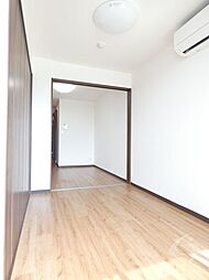 阪神本線 尼崎駅 徒歩4分の賃貸マンション 8階1DKのリビング/ダイニング