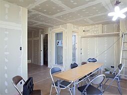 ＣＯＬＬＡＧＥ ＨＯＵＳＥ 2階1Kのリビング/ダイニング