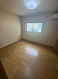 大井モモスクラムホームズ 1階1Kのリビング/ダイニング