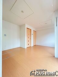 JR紀勢本線 宮前駅 徒歩20分の賃貸アパート 2階2LDKのリビング/ダイニング