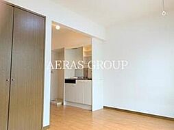 モンシャトー 1階ワンルームのリビング/ダイニング