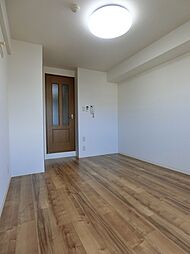 JR阪和線 津久野駅 徒歩2分の賃貸マンション 6階1Kのリビング/ダイニング