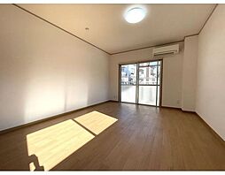 松濤マンション 3階ワンルームのリビング/ダイニング