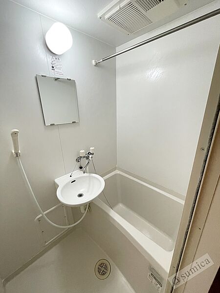 画像16:あったかお風呂、ひんやりお風呂、洗濯物も乾かせる浴室暖房乾燥