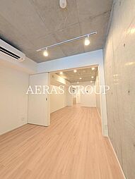 グランパセオ代々木上原II 地下1階1LDKのリビング/ダイニング