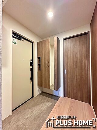 COMUTERRACE_内装_4