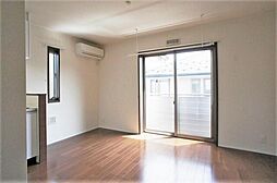 La Primavera 1階ワンルームのリビング/ダイニング