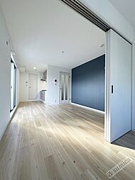 近鉄大阪線 弥刀駅 徒歩1分の賃貸マンション 1階1LDKのリビング/ダイニング