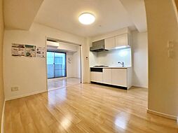 神戸Harborside萬利Residence 907 9階1DKのリビング/ダイニング