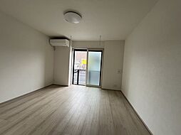 ESTRELLA 1階1Kのリビング/ダイニング