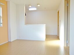 フラン・フィオーレB 103 1階1LDKのリビング/ダイニング