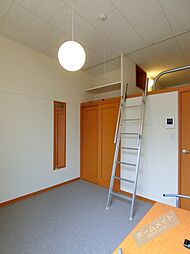 レオパレスアルミックII 312 3階1Kのリビング/ダイニング